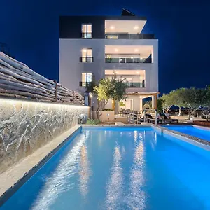 https://liberty-living-apartments.splithotels.org
